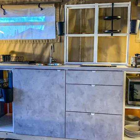 Οργανωμένο κάμπινγκ African Safari Canvas Tent Sea View *