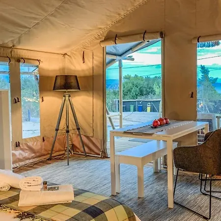 Luxusní stan African Safari Canvas Tent Sea View