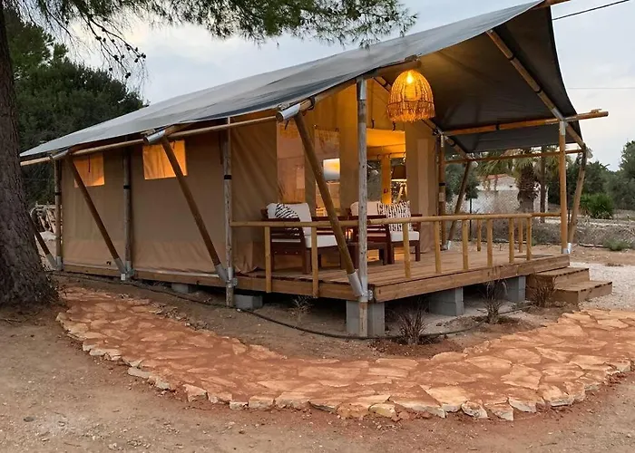 Οργανωμένο κάμπινγκ African Safari Canvas Tent Sea View *