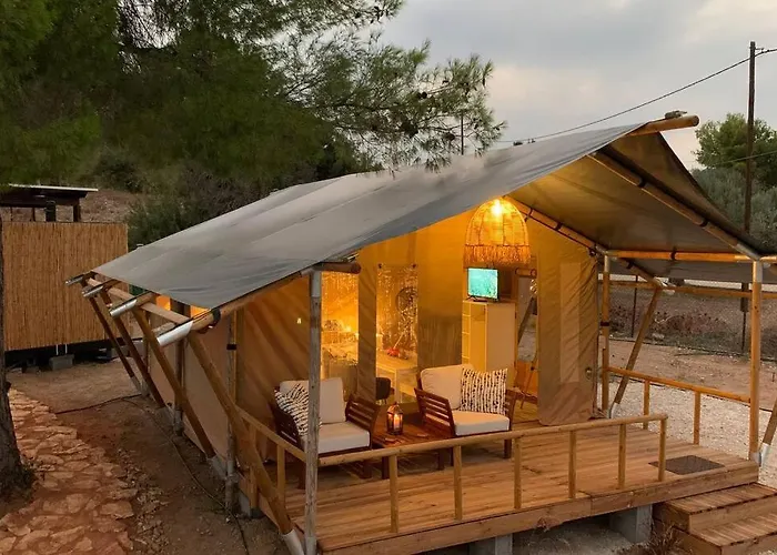 Οργανωμένο κάμπινγκ African Safari Canvas Tent Sea View Κρανίδι